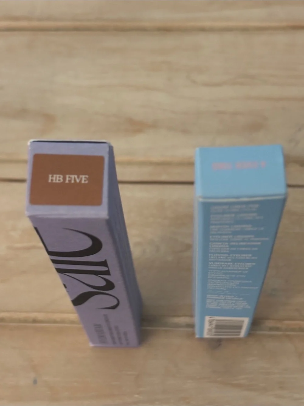 Makeup bundle (679) set of 2